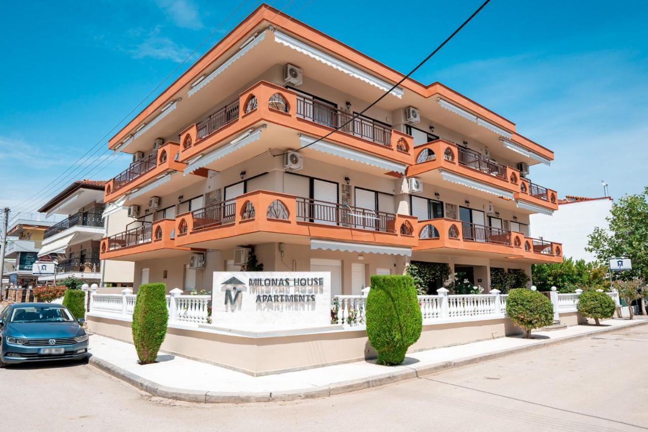 Milonas House Apartments Paralia Dionysiou Bagian luar foto