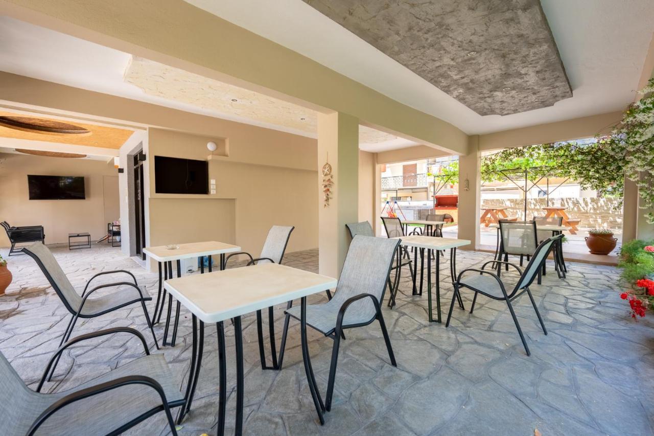 Milonas House Apartments Paralia Dionysiou Bagian luar foto