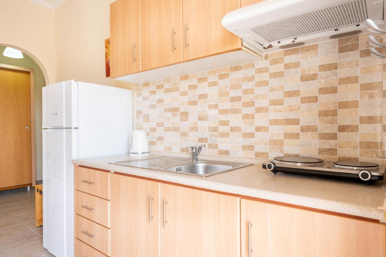 Milonas House Apartments Paralia Dionysiou Bagian luar foto
