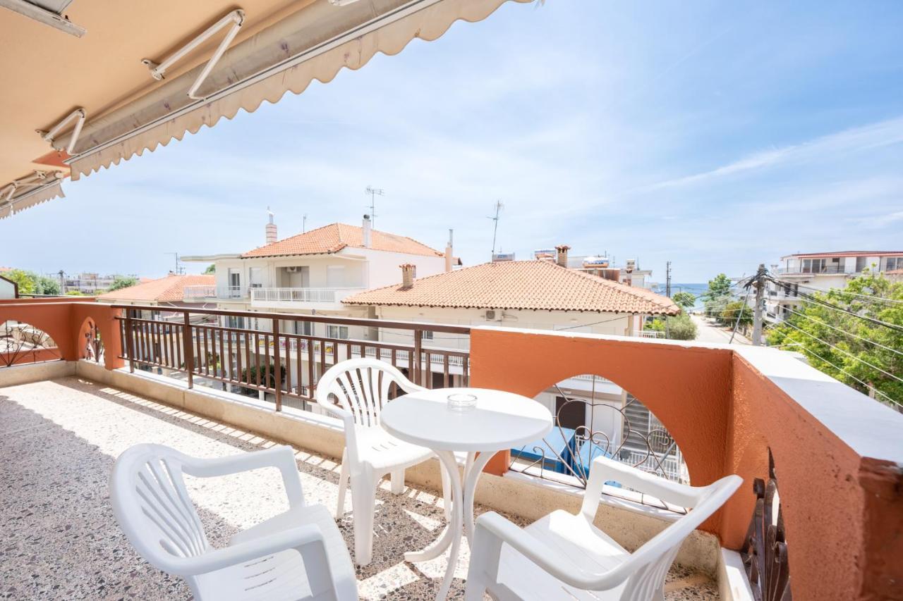 Milonas House Apartments Paralia Dionysiou Bagian luar foto