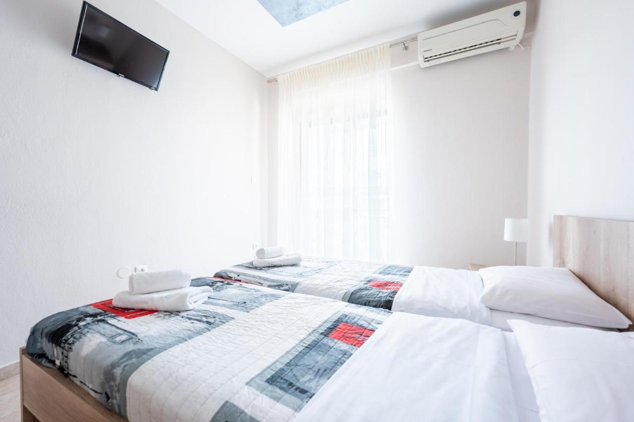 Milonas House Apartments Paralia Dionysiou Bagian luar foto