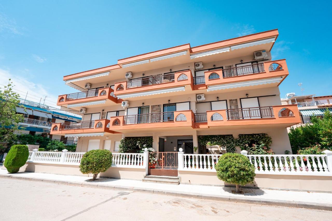 Milonas House Apartments Paralia Dionysiou Bagian luar foto