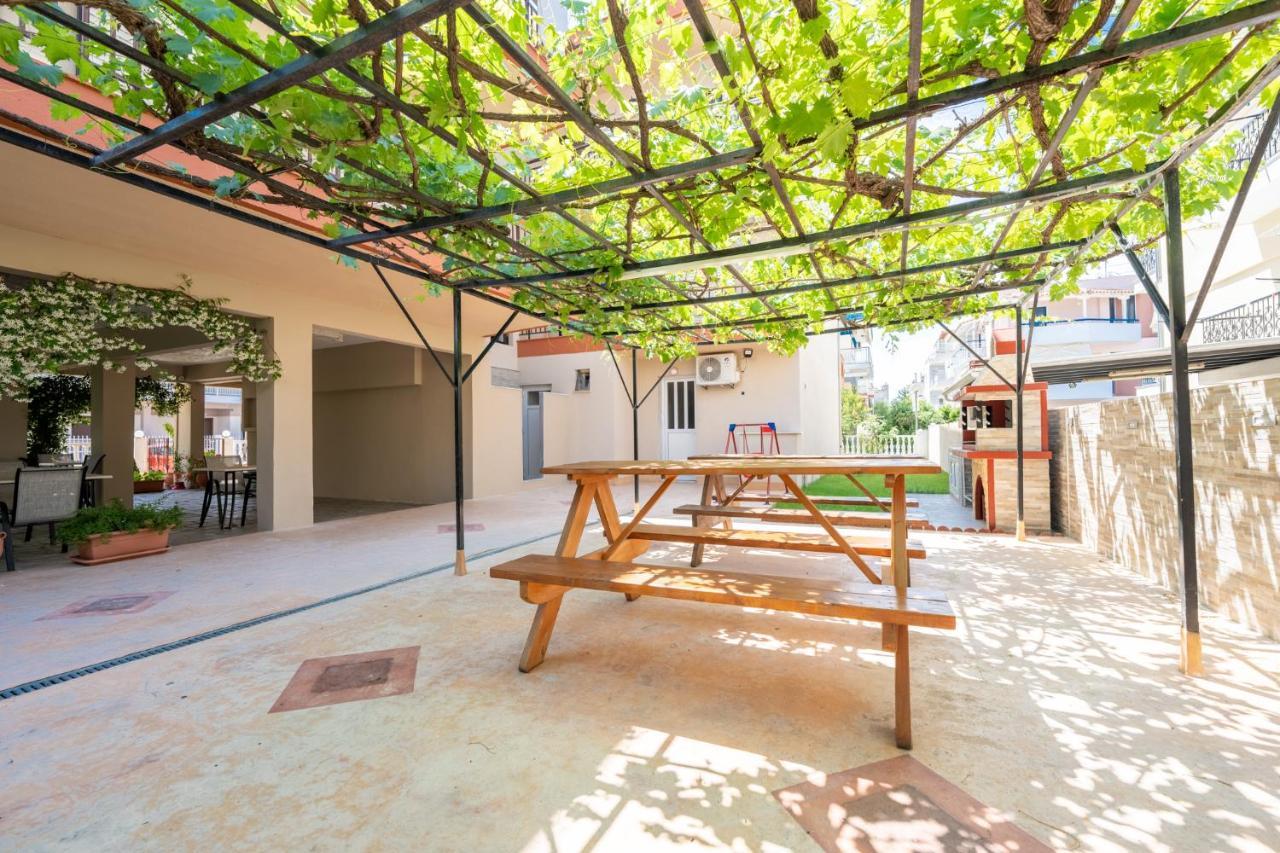 Milonas House Apartments Paralia Dionysiou Bagian luar foto