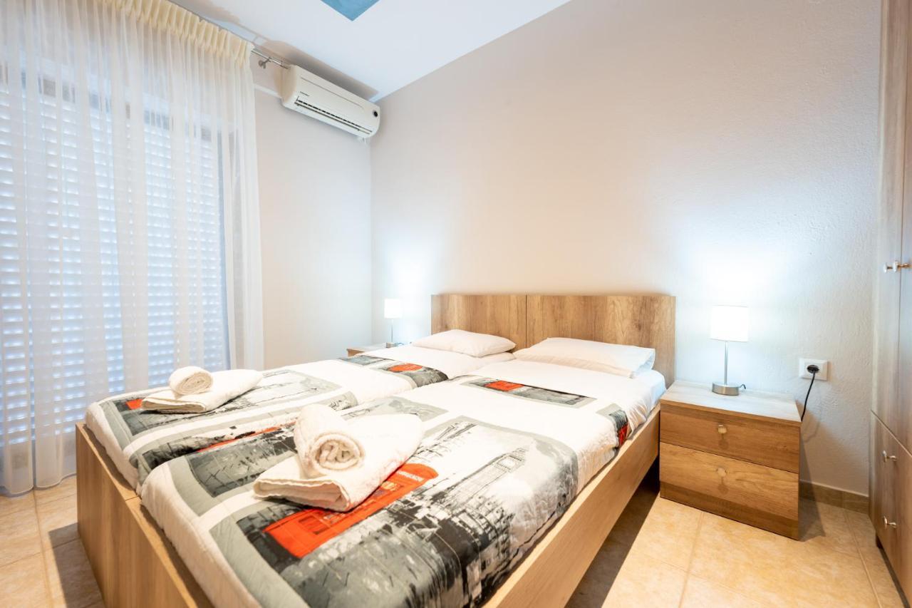 Milonas House Apartments Paralia Dionysiou Bagian luar foto