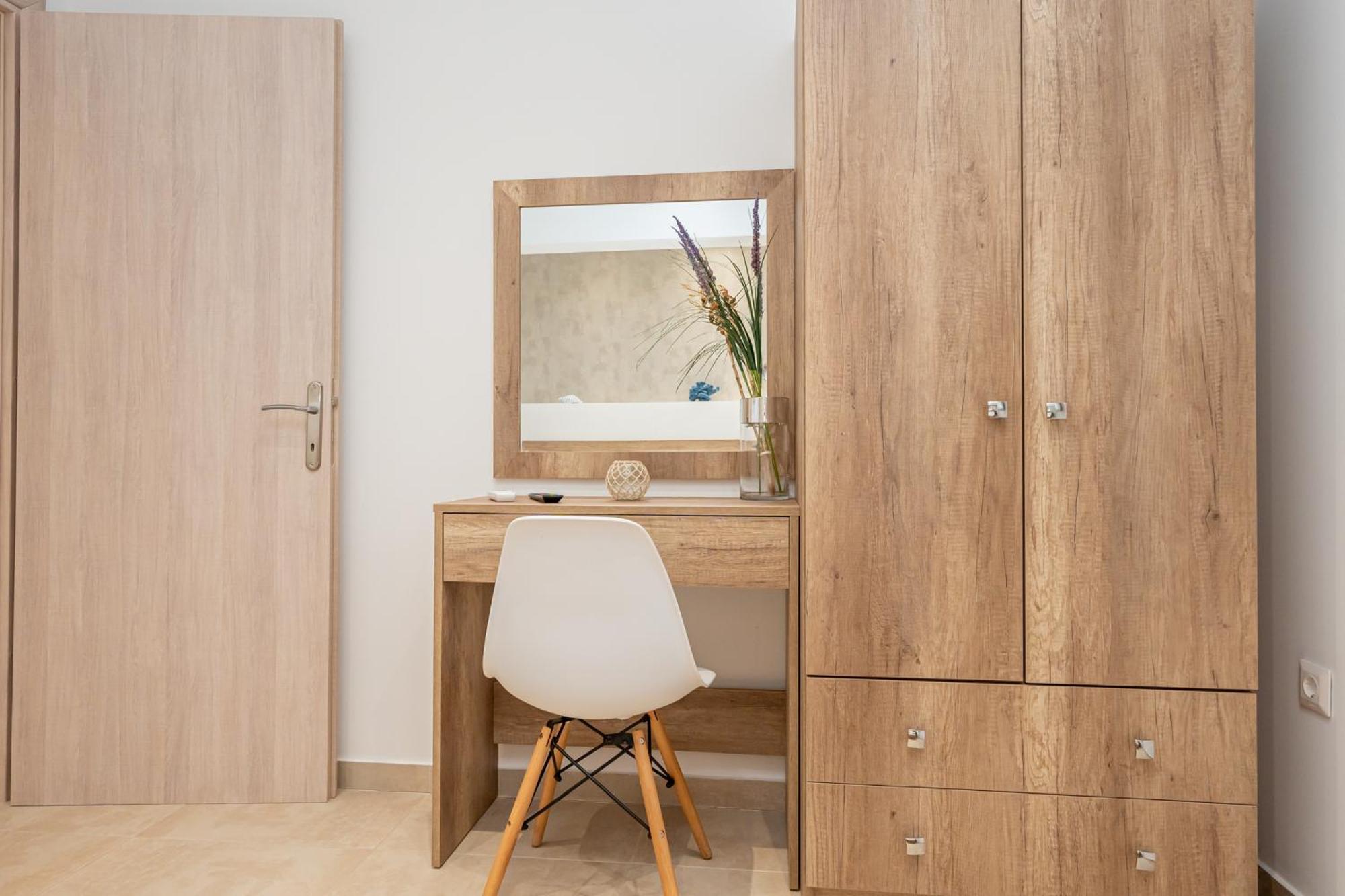 Milonas House Apartments Paralia Dionysiou Bagian luar foto
