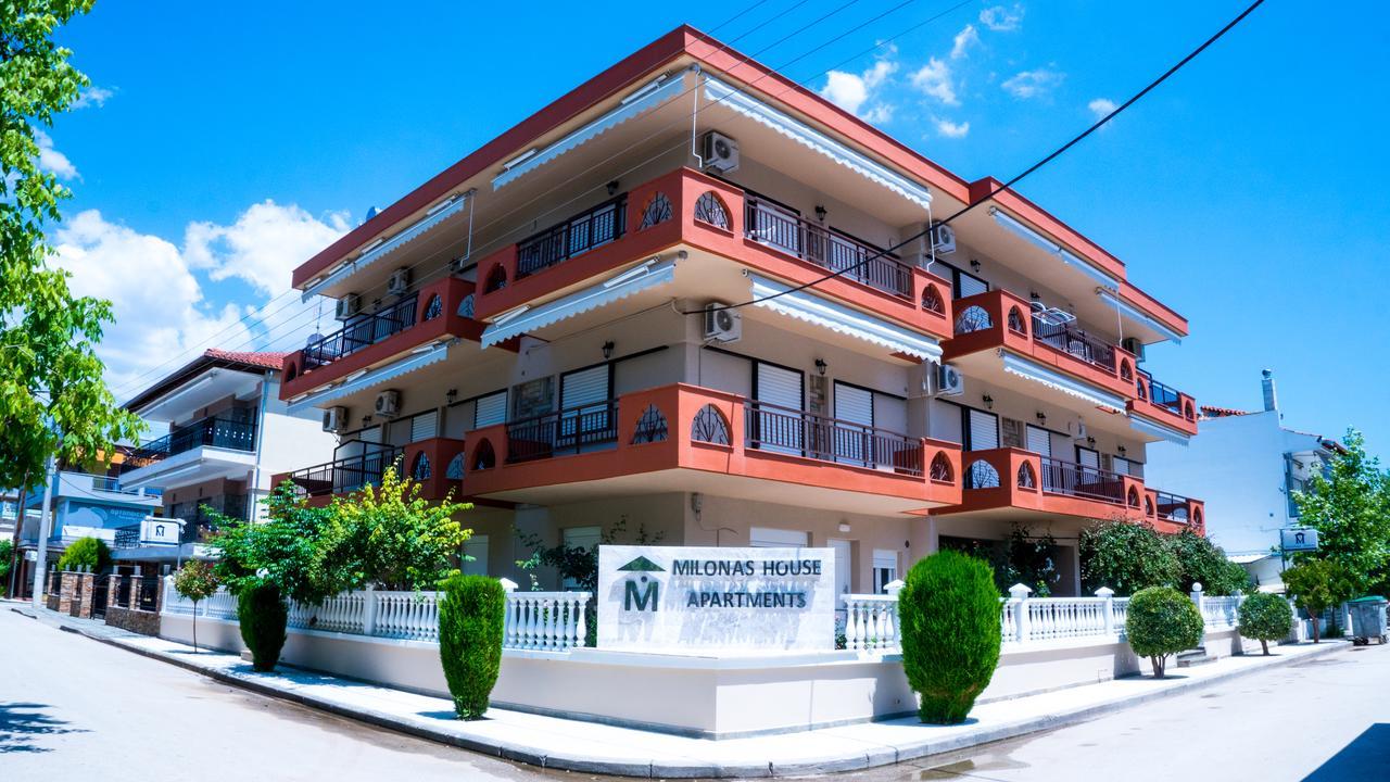 Milonas House Apartments Paralia Dionysiou Bagian luar foto